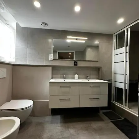 Cozy In Beausoleil, Near アパート モンテ・カルロ